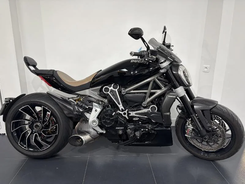 XDIAVEL S