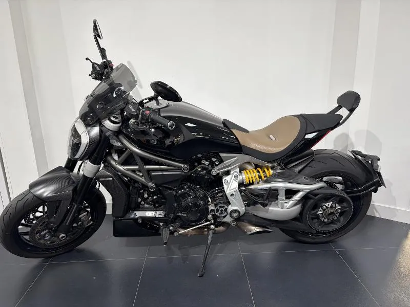 XDIAVEL S
