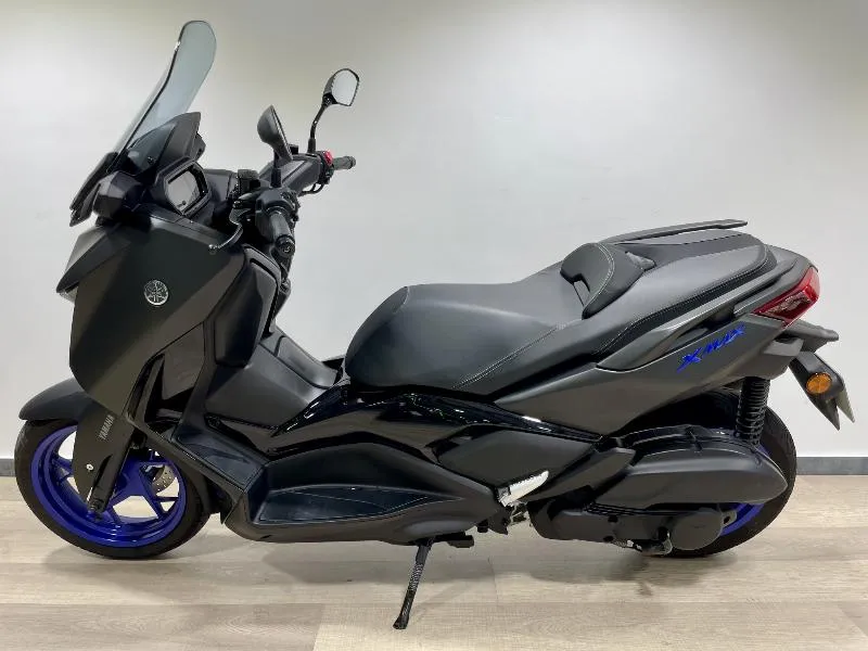 XMAX 125 TECH MAX