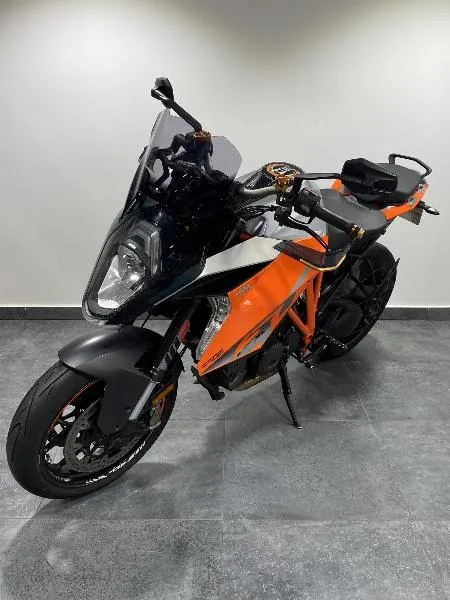1290 SUPER DUKE GT