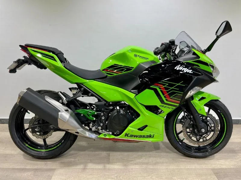 NINJA 400