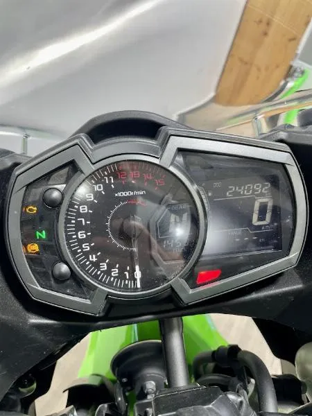NINJA 400