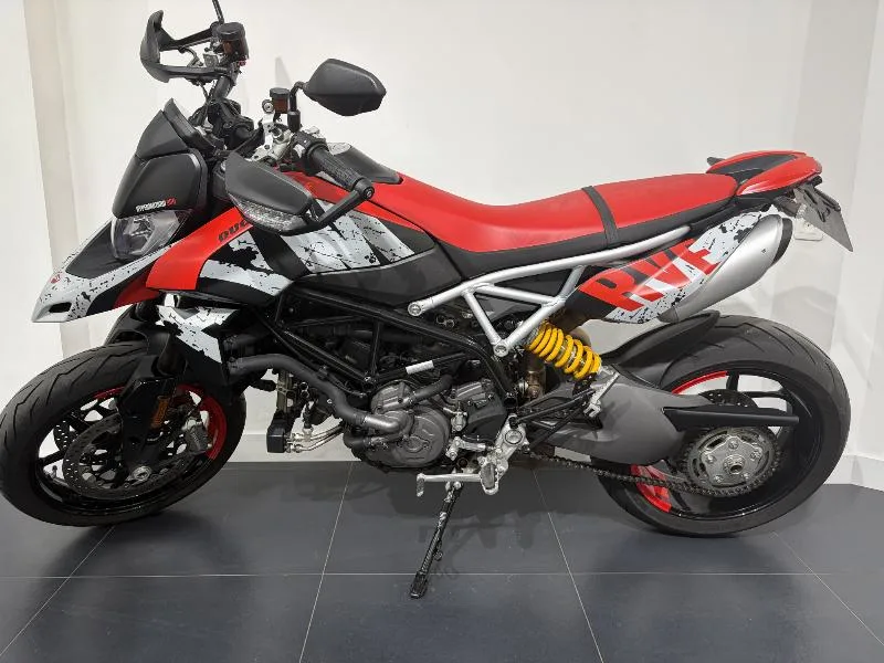 HYPERMOTARD