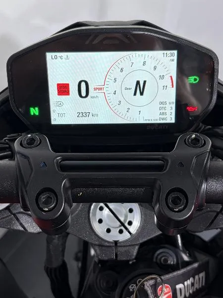 HYPERMOTARD