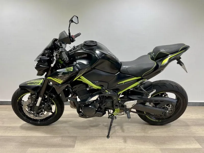 Z 900