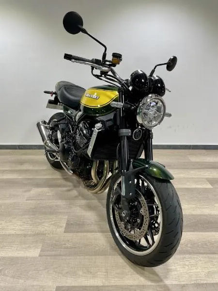 Z 900