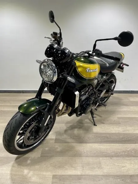 Z 900