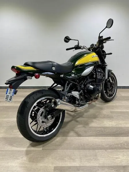 Z 900