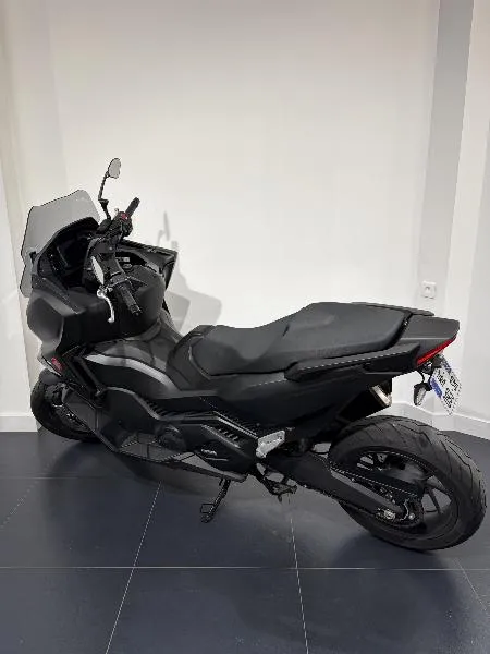 NSS FORZA 750