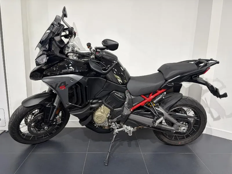 MULTISTRADA V4 S