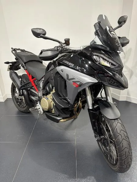 MULTISTRADA V4 S