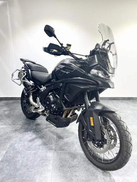 MT 700