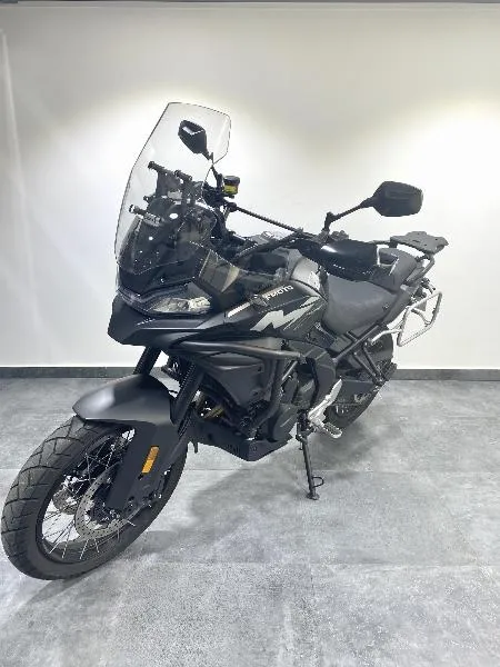 MT 700
