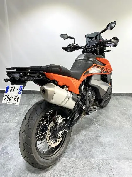 890 ADVENTURE