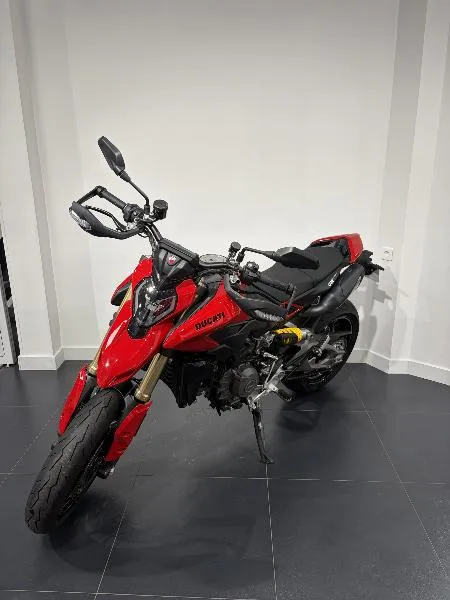 HYPERMOTARD V2