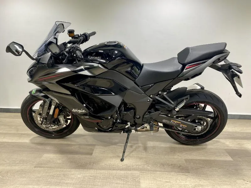 1100 SX SE
