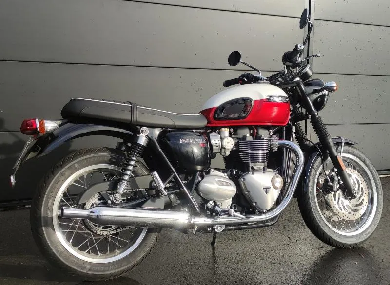 BONNEVILLE T120 1200