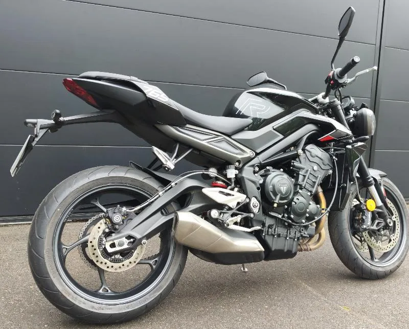 STREET TRIPLE 765 R A2