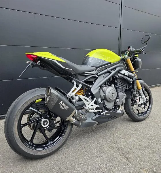 Speed Triple 1200 RX