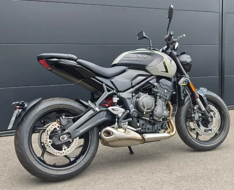 TRIDENT 660