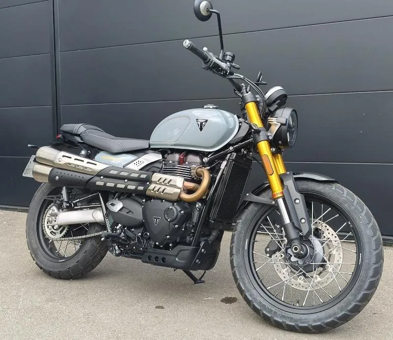 SCRAMBLER 900
