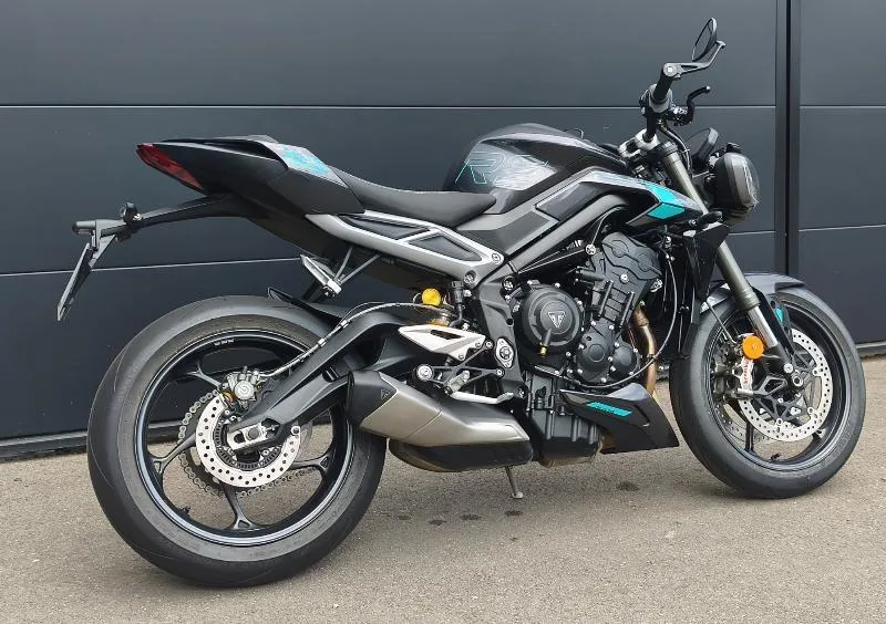 STREET TRIPLE 765 RS