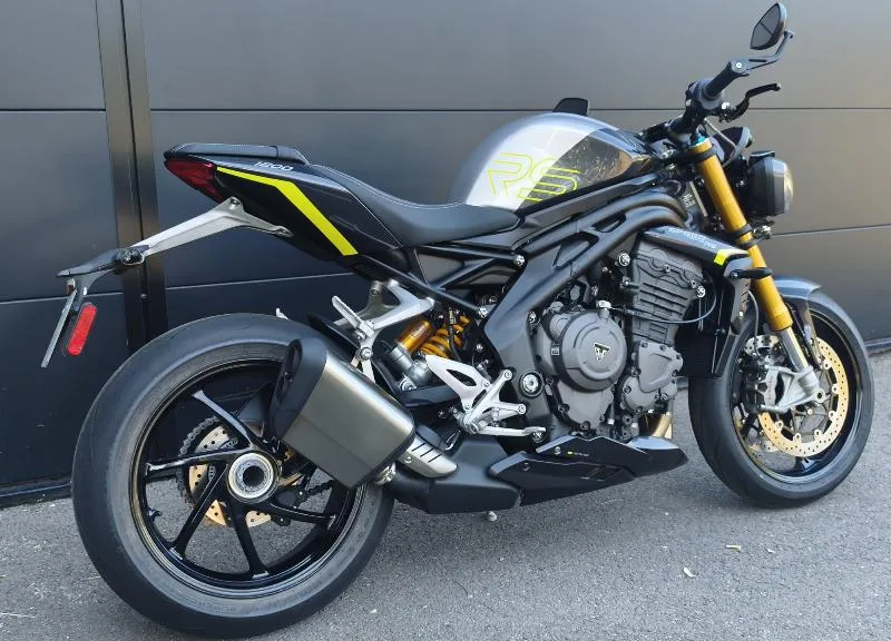 SPEED TRIPLE 1200 RS