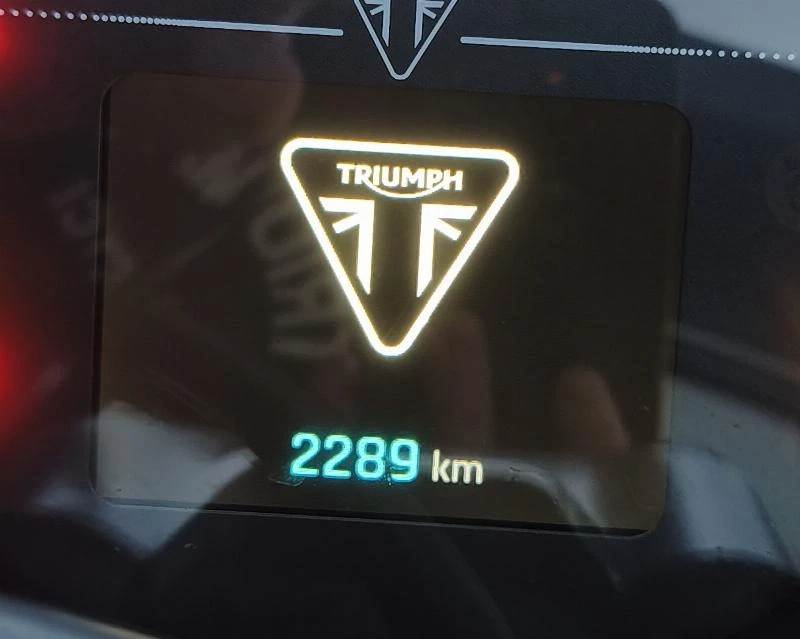 TRIDENT 660