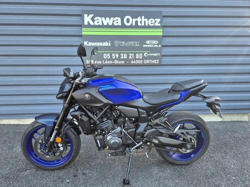 MT07