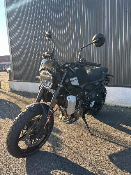SVARTPILEN 801