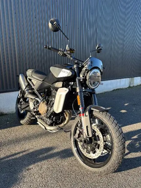 SVARTPILEN 801