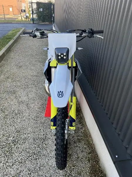 TC 125