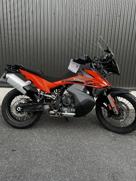 890 ADVENTURE