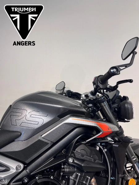 STREET TRIPLE 765 RS