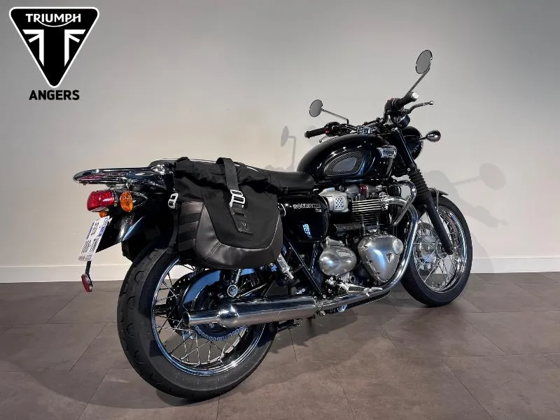 BONNEVILLE T100 900