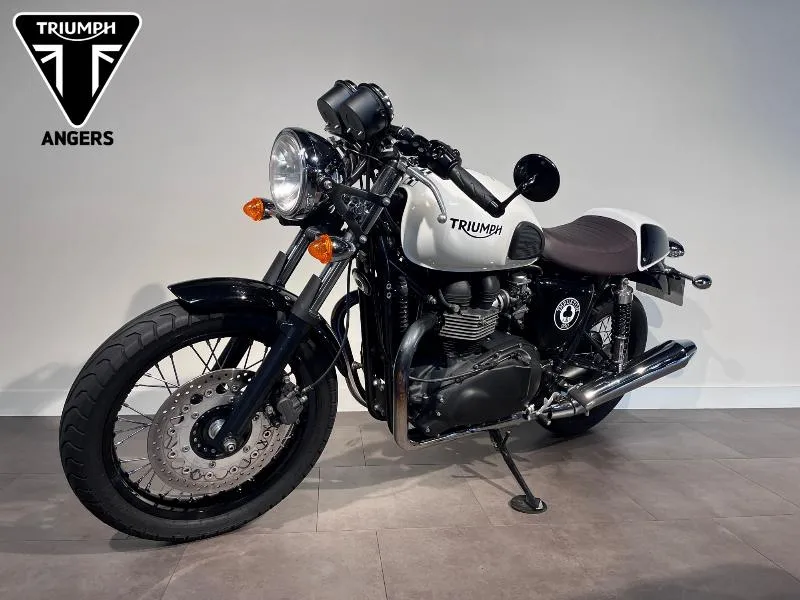 THRUXTON 900 ACE