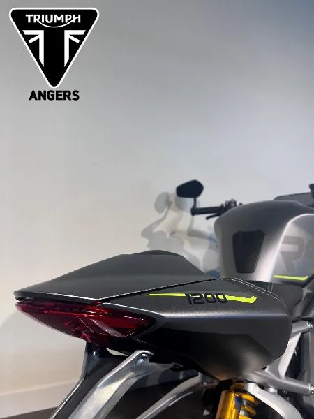 SPEED TRIPLE 1200 RS