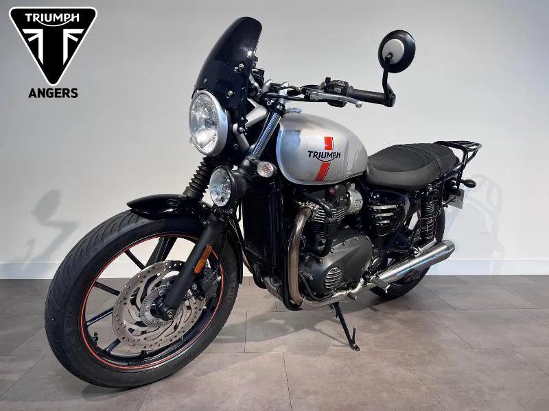 STREET TWIN  900