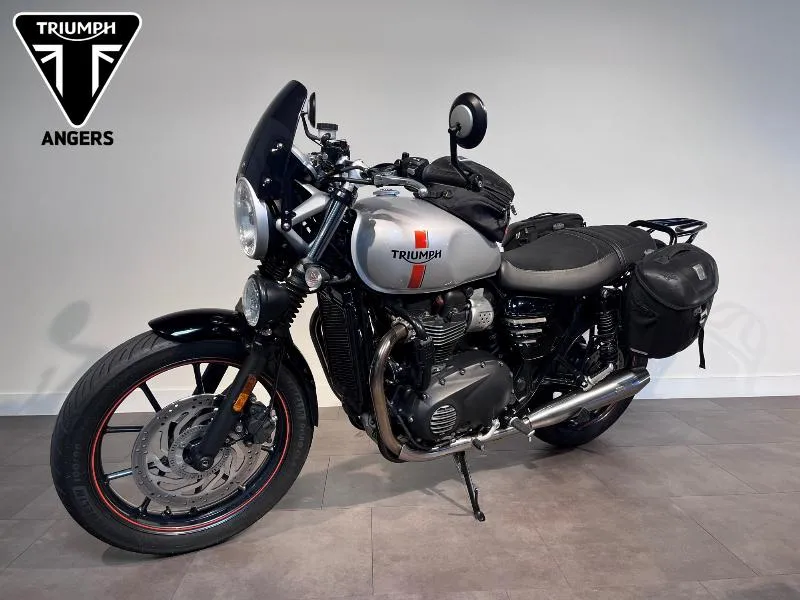 STREET TWIN  900