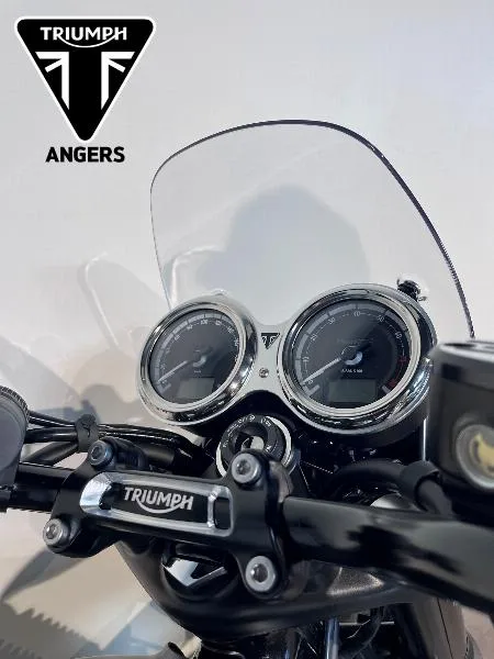 Bonneville T120 Black