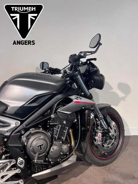 STREET TRIPLE 765 RS