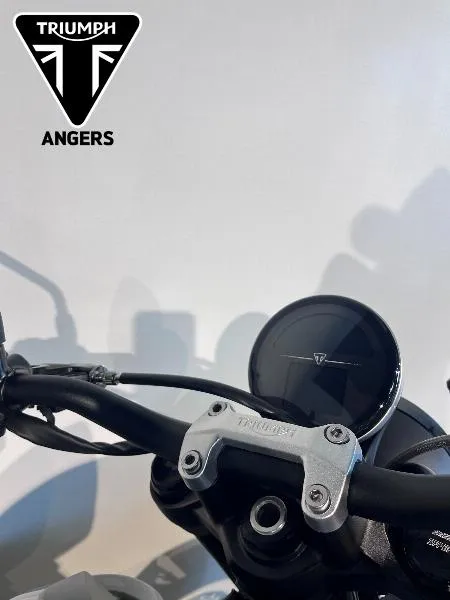 TRIDENT 660
