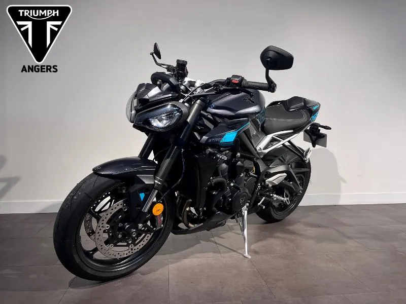 STREET TRIPLE 765 RS
