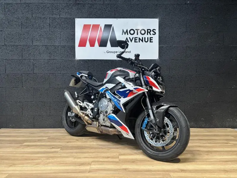 M 1000R 2023