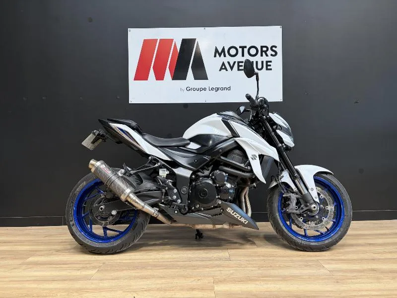 GSX 750