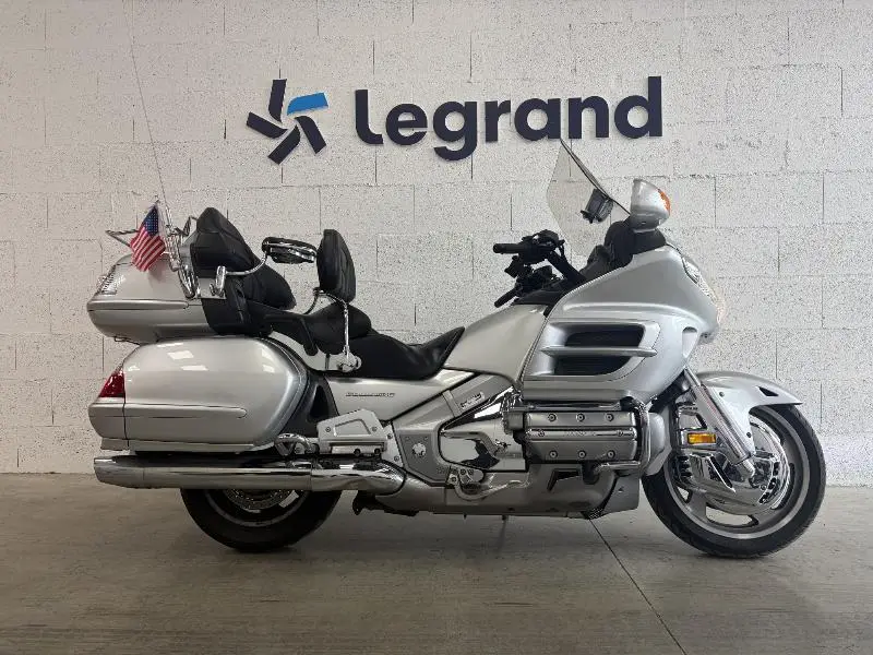 GL1800 GOLDWING