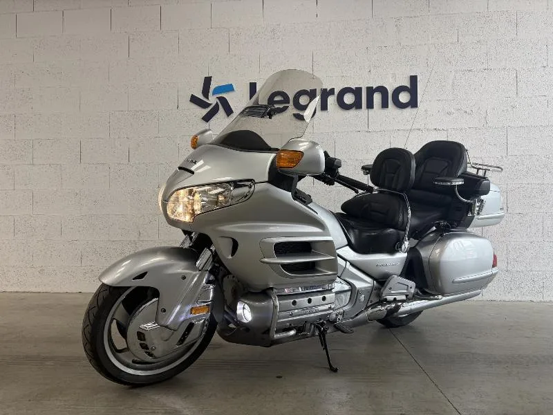 GL1800 GOLDWING