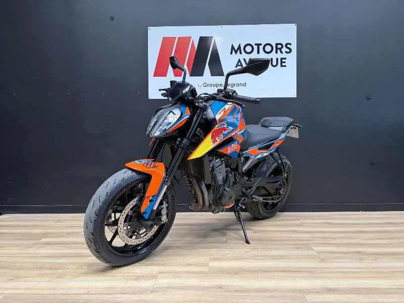 790 DUKE