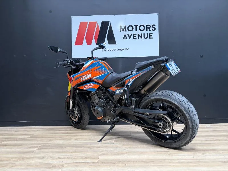 790 DUKE