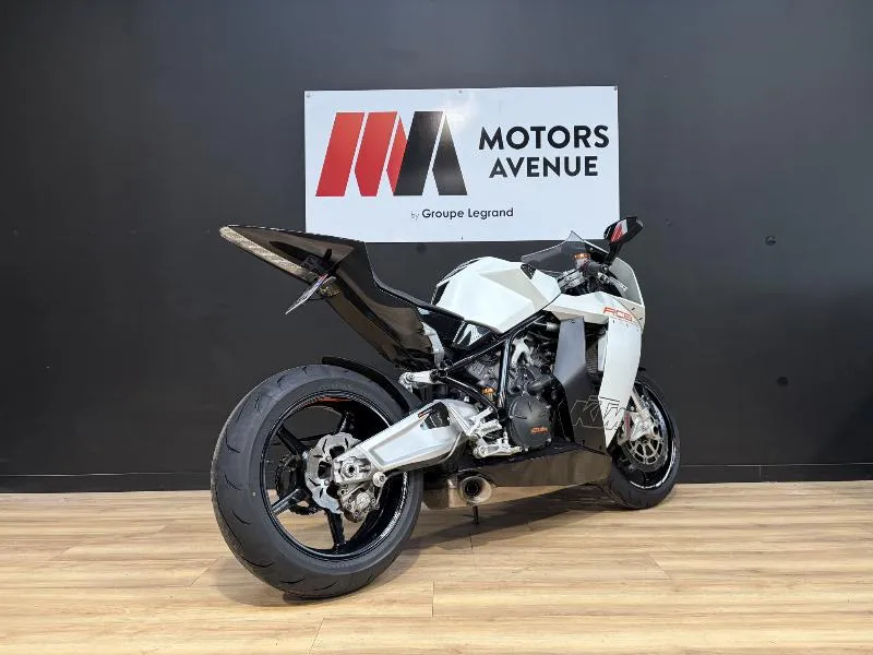RC8